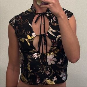 Pretty Little Thing 
Floral Black Crop Top